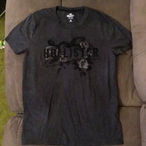 Hollister embroidered top size ZZ